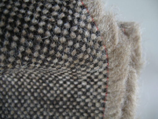 Bute Tweed 3513 Wolf bruin zwart