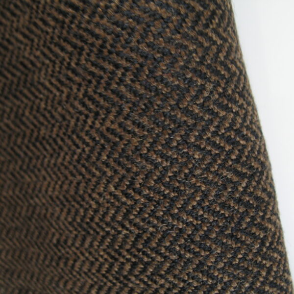 Bute Fabrics Turnberry 0104 Peat bruin zwart