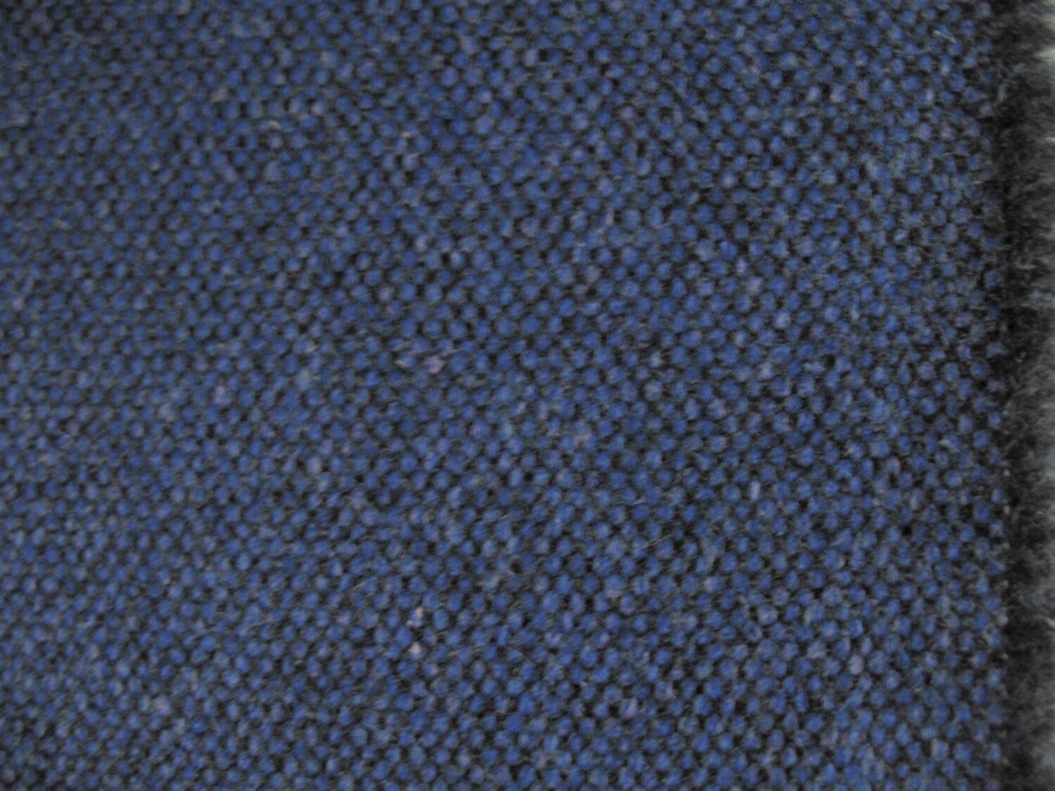 Camira Main Line Flax MLF19 Victoria blauw zwart