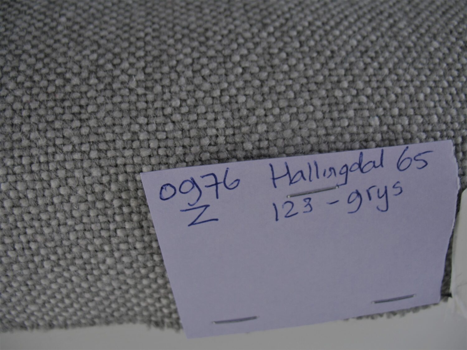 Kvadrat Hallingdal 65 123 grijs