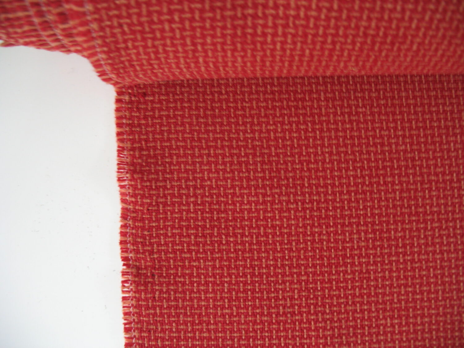 meubelstof rood oranje patroon