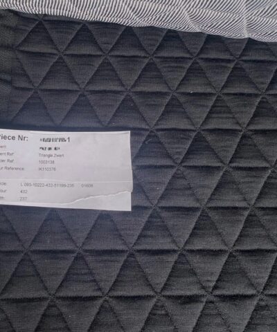 Kvadrat Febrik Triangle 432 zwart